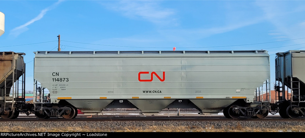 CN 114873